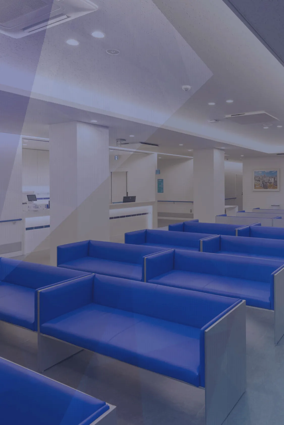 すべての患者さまが痛みなく快適に生活できるようサポートいたします 当院は充実した設備を完備しています -リハビリマシン完備 -MRI完備